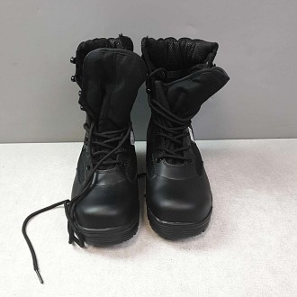 Класичні тактичні черевики, призначені для офіцерів у формі та працівників охоро. . фото 5