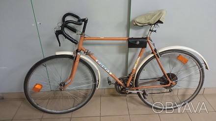Спортивно-Шоссейный велосипед , выпускаемые ХВЗ, служил для спортивных соревнова. . фото 1