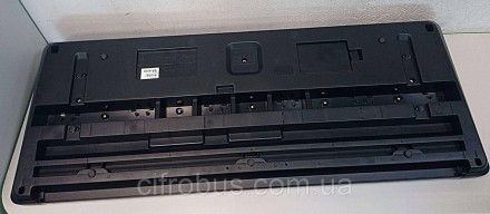 Синтезатор Yamaha PSR-E373 выпускается в компактном корпусе чёрного цвета с отки. . фото 5