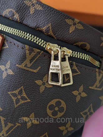 ✨Новинка ✨ 
 
Брендовая женская сумка бананка
Цвет:
коричневая 
- брендированая . . фото 3