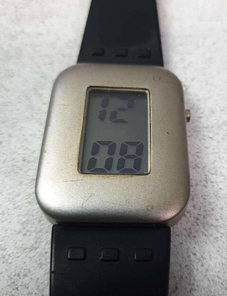 Годинник електронний наручний. Часовий механізм: кварцовий; матеріал корпусу: по. . фото 4