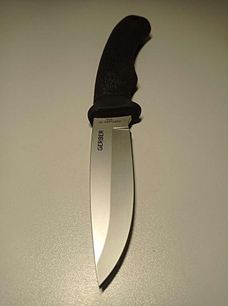 Цей фіксований ніж Gerber Gator являє собою дуже міцний фіксований ніж із лезом . . фото 6