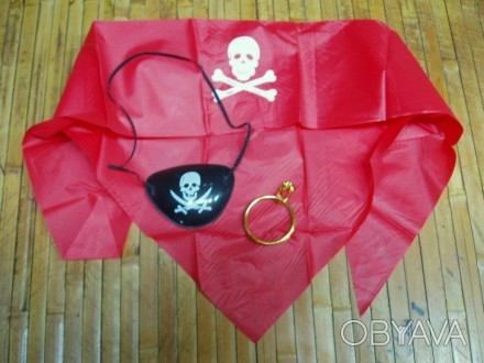  Набір пірата 3 предмети: бандана ЧЕРВОНА з черепом, наочник, сережка піратська . . фото 1