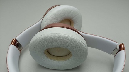 Bluetooth-навушники з мікрофоном, накладні, час роботи 40 год, роз'єм mini jack . . фото 7