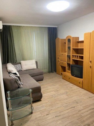 6524-ЕМ Продам 2 комнатную квартиру на Салтовке   
Героев Труда 522 м/р  
Героев. . фото 2