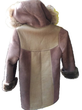 Натуральная нарядная дублёнка для девочки с тёплой подкладкой, с капюшоном, на п. . фото 4