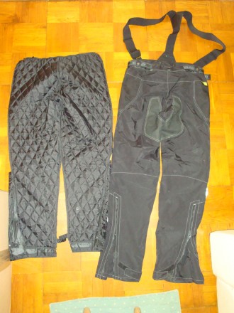 Есть также ещё несколько хороших кожаных и текстильных мотокурток и брюк с миним. . фото 8