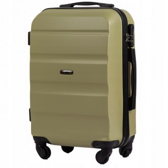 Малый пластиковый чемодан Wings AT01 на 4 колесах
Надёжность чемоданов кампании . . фото 2