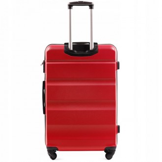 Средний пластиковый чемодан Wings AT01 на 4 колесах
Надёжность чемоданов кампани. . фото 3