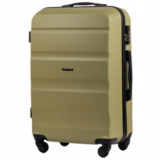 Средний пластиковый чемодан Wings AT01 на 4 колесах
Надёжность чемоданов кампани. . фото 2