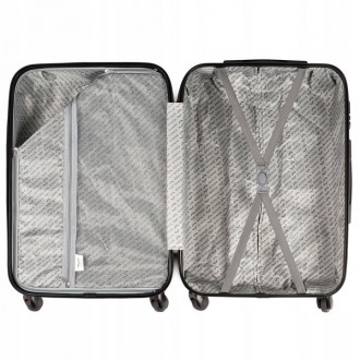 Большой пластиковый чемодан Wings AT01 на 4 колесах
Надёжность чемоданов кампани. . фото 4