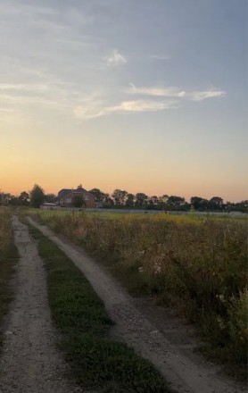 Приваблива ціна. Комісію агенції сплачувати не потрібно.

Продається величезна. . фото 2