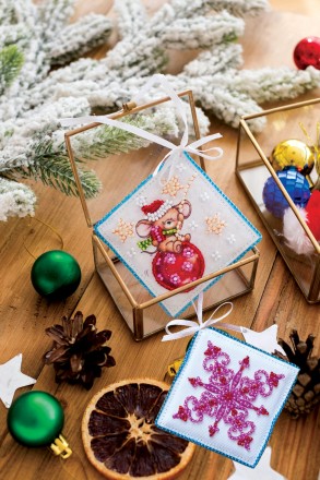 
 Набор для вышивания бисером новогодней игрушки на натуральном художественном х. . фото 2