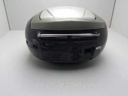 Кассетная магнитола c CD-проигрывателем; однополосная акустика; однокассетная де. . фото 4