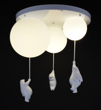 Стельова люстра на три лампочки, корпус металевий, фігурки ведмедиків виготовлен. . фото 8