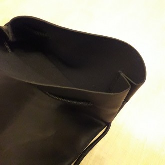 Стильная женская сумка кожзам сумочка Triangl рюкзак.
Материал: под кожу. Фирма . . фото 7