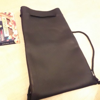 Стильная женская сумка кожзам сумочка Triangl рюкзак.
Материал: под кожу. Фирма . . фото 8