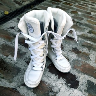 Женские ботинки сапоги зимние на -30 Timberland 37.5 размер.
Под теплый носок 37. . фото 2