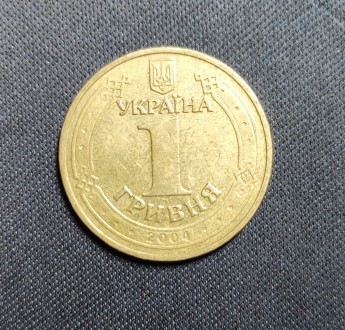 Страна: Украина
Номинал: 1 гривна
Год:	2004
Наименование:	Владимир Великий
П. . фото 2