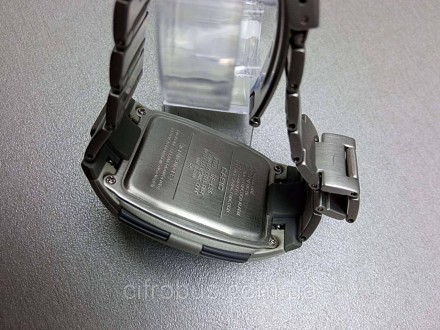 Кварцовий наручний годинник, чоловічий, цифровий, корпус зі сталі та пластику, в. . фото 8