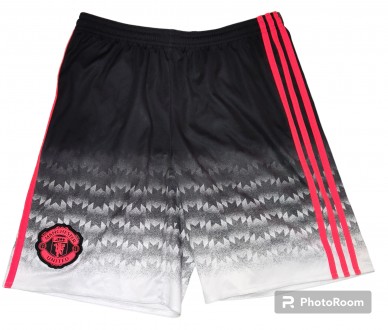 Футбольные шорты Adidas FC Manchester United, размер S/M, длина-45см, пояс 36-40. . фото 3