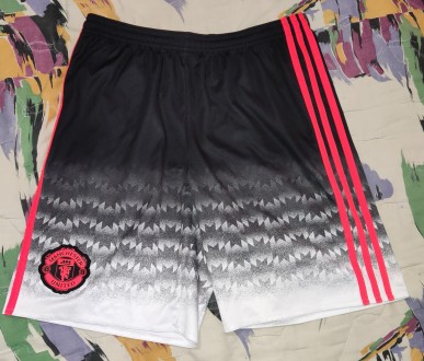 Футбольные шорты Adidas FC Manchester United, размер S/M, длина-45см, пояс 36-40. . фото 4