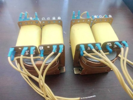 пара выходных звуковых трансформаторов для ДВУХТАКТНЫХ (РР)
ламповых усилителей. . фото 8