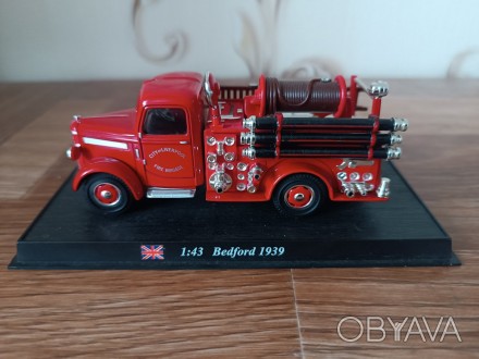 Машинка пожарная Bedford 1939.