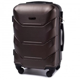 Большой вместительный дорожный чемодан из пластика Wings 147 цвет кофейный
Комфо. . фото 2