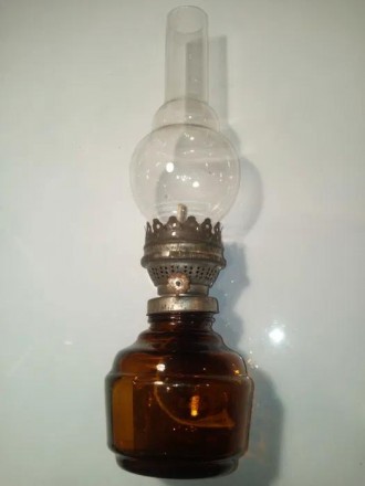 Гасова лампа зі скляною колбой СРСР
Не використовувалась, але лежала в гаражі і. . фото 2