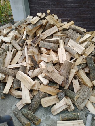 Пропонуємо вашій увазі дрова колоті Ясенові Соснові Акація по 4 складометри Дост. . фото 4