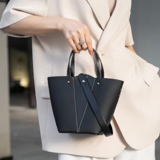Стильна, модна оригінальна сумочка трапеція виготовлена з якісної натуральної фа. . фото 4