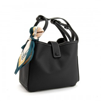 Жіноча стильна сумка з якісної натуральної шкіри з фактурною зернистою текстурою. . фото 10