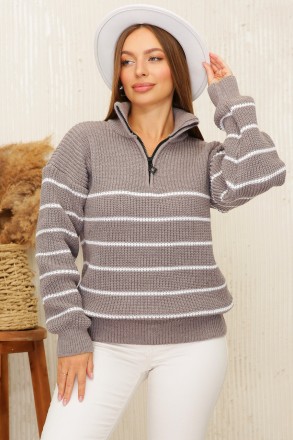 В'язаний жіночий светр.
Розмір універсальний 46-54.
Склад - 50% вовна 50% акрил.. . фото 3