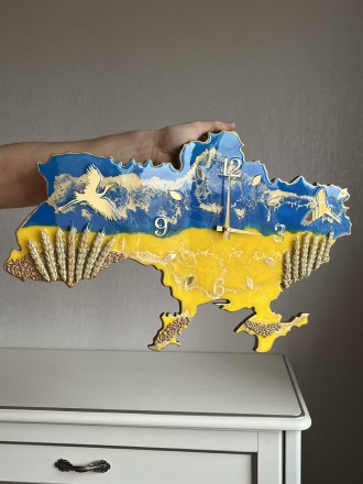 Настінний годинник "Карта України" - це втілення краси епоксидної смоли у поєдна. . фото 8