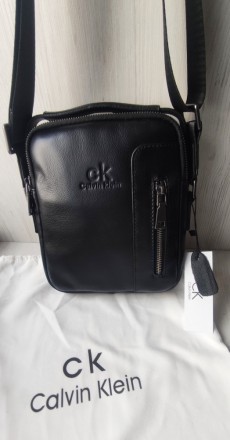 
 Стильная мужская кожаная сумка.
Отделения: 1 основное, 2 внешних кармана на мо. . фото 2