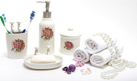 Подставка LE BAIN для зубных щеток. Изготовлена из белого фарфора с цветочным де. . фото 3