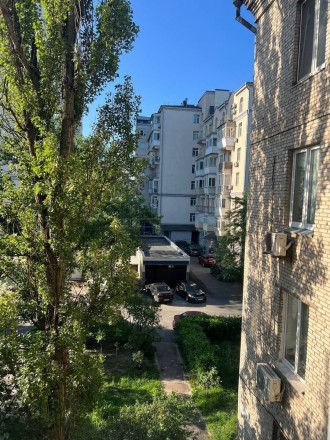 Продам 3х комнатную квартиру В Днепровском районе, по ул. Краковская 4. м. Дарни. . фото 4