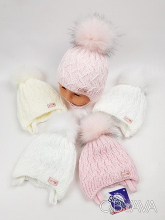 Детские польские зимние вязаные шапки на флисе с завязками и помпоном оптом для . . фото 1