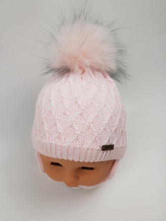 Детские польские зимние вязаные шапки на флисе с завязками и помпоном оптом для . . фото 3