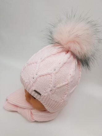 Дитячі польські зимові в'язані шапки на флісі з зав'язками і помпоном оптом для . . фото 4