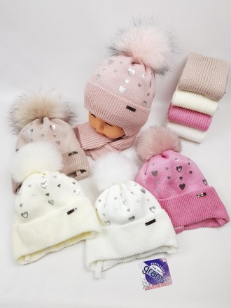 Дитячі польські зимові в'язані шапки на флісі з зав'язками і помпоном оптом для . . фото 2