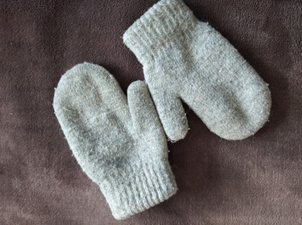 Теплые двойные рукавицы ,варежки для дома, двора , детям младших классов.
Длина. . фото 2