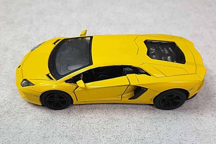 Іграшкова машинка техніка Б/У Kinsmart КТ5355 Lamborghini Aventador. Київ. фото 1 Іграшкова машинка техніка Б/У Kinsmart КТ5355 Lamborghini Aventador. Київ. фото 1