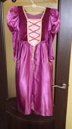 Карнавальна сукня Disney для дівчинки 9 років. Стан задовільний. Є невеличкі зат. . фото 3