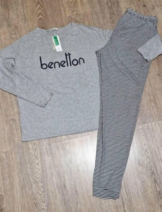Піжама United Colors Of Benetton приталеного крою з манжетами на рукавах і штани. . фото 2