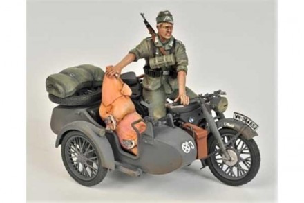 "Німецький мотоцикл з коляскою та екіпажем БМВ Р-12" збірна пластикова. . фото 5