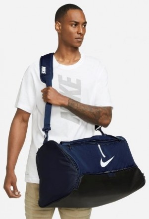 Сумка спортивная 37L Nike Academy Team Soccer Duffel Bag синяя
Описание товара:
. . фото 3