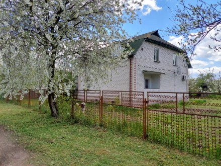 Продажа 2х этажного дома с. Петропавловское.Газ,летняя кухня,погреб,камин. Борисполь. фото 1 Продажа 2х этажного дома с. Петропавловское.Газ,летняя кухня,погреб,камин. Борисполь. фото 1