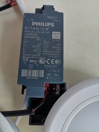 Philips - Світлодіодний підвісний стельовий світильник характеризується приємним. . фото 8